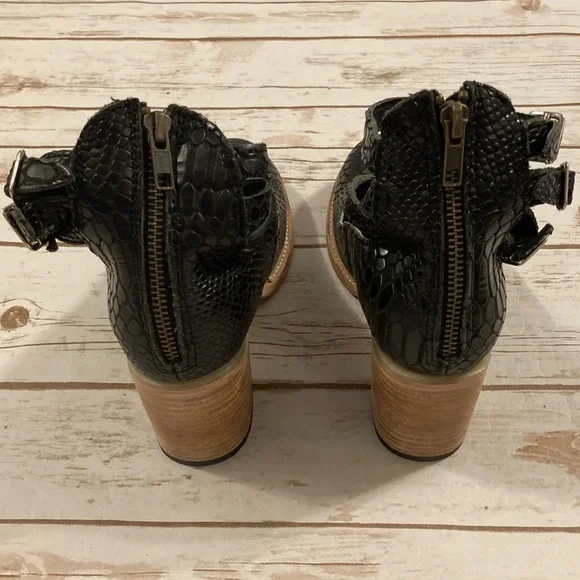 Freebird By Steven Randi Black Embossed Snake Skin Heel Size 8 - Picture 8 of 10